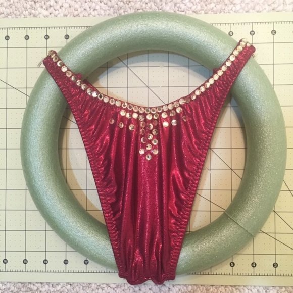 Figure Physique Bodybuilding Competition Suit - Picture 4 of 10